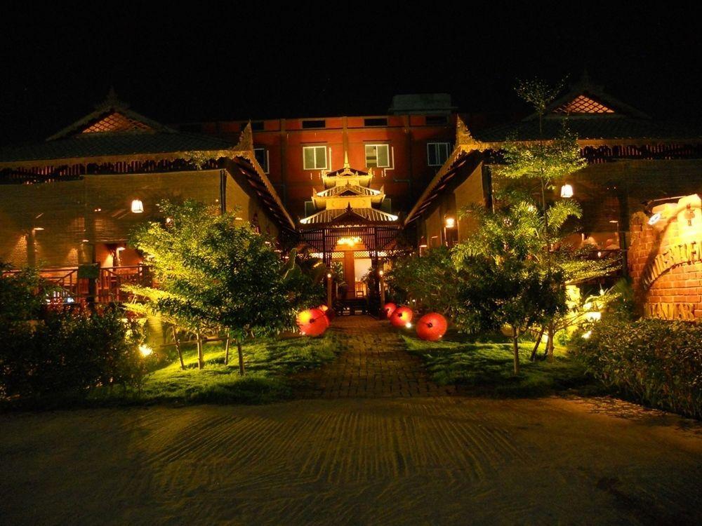 A Little Bit Of Tavern Mandalay