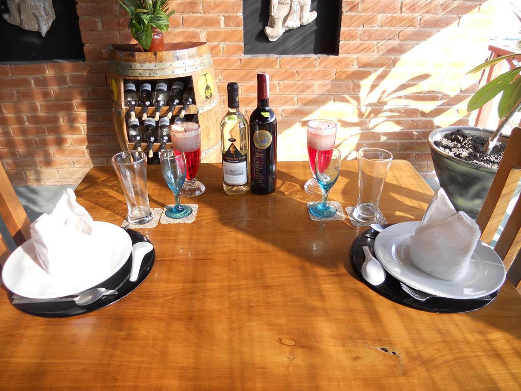 Bed & Breakfast A Little Bit Of Tavern 2*
